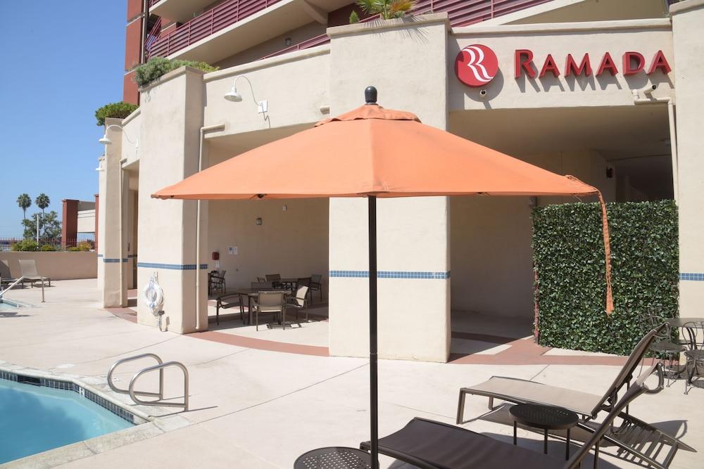 Ramada By Wyndham San Diego National City Exterior photo