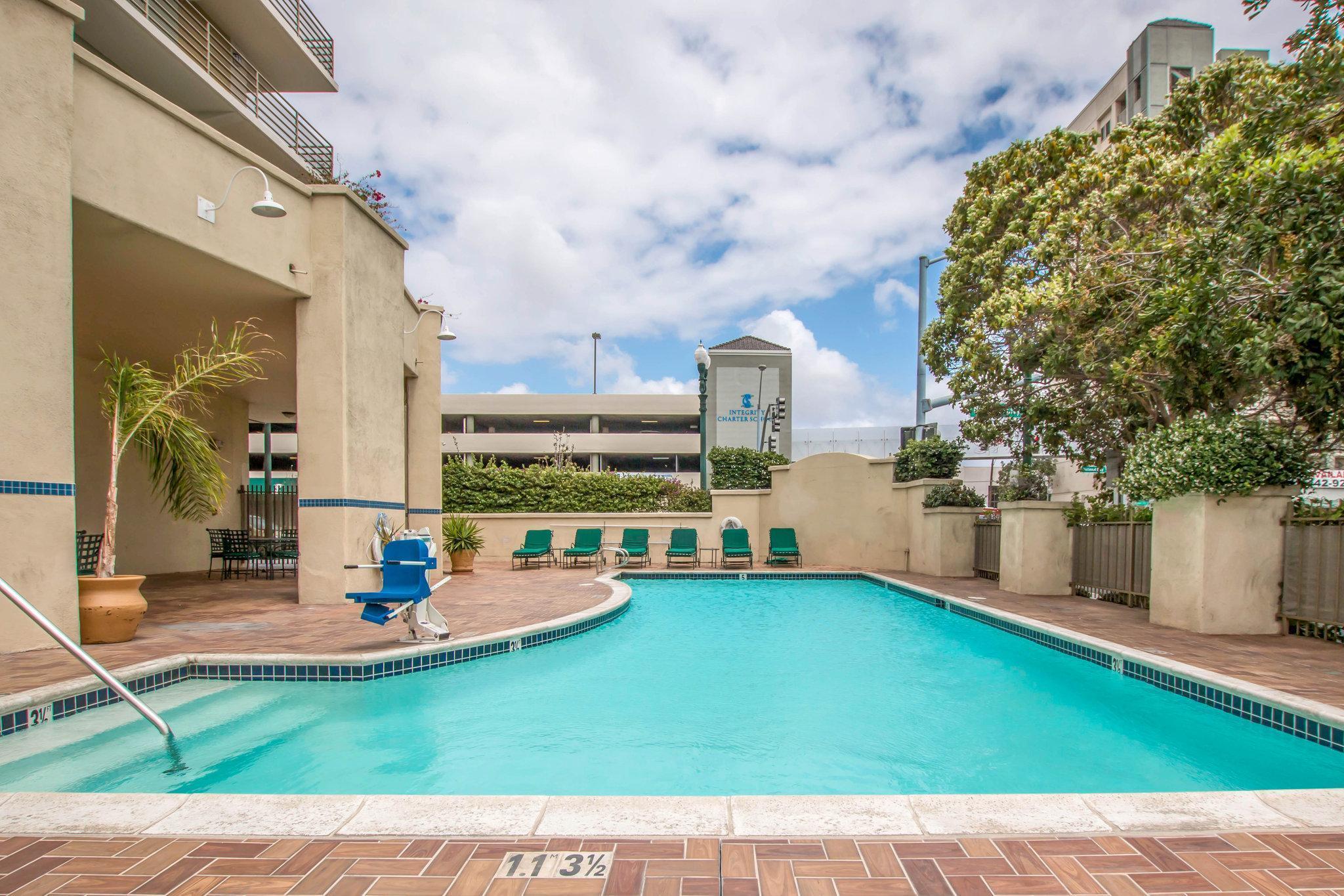 Ramada By Wyndham San Diego National City Exterior photo
