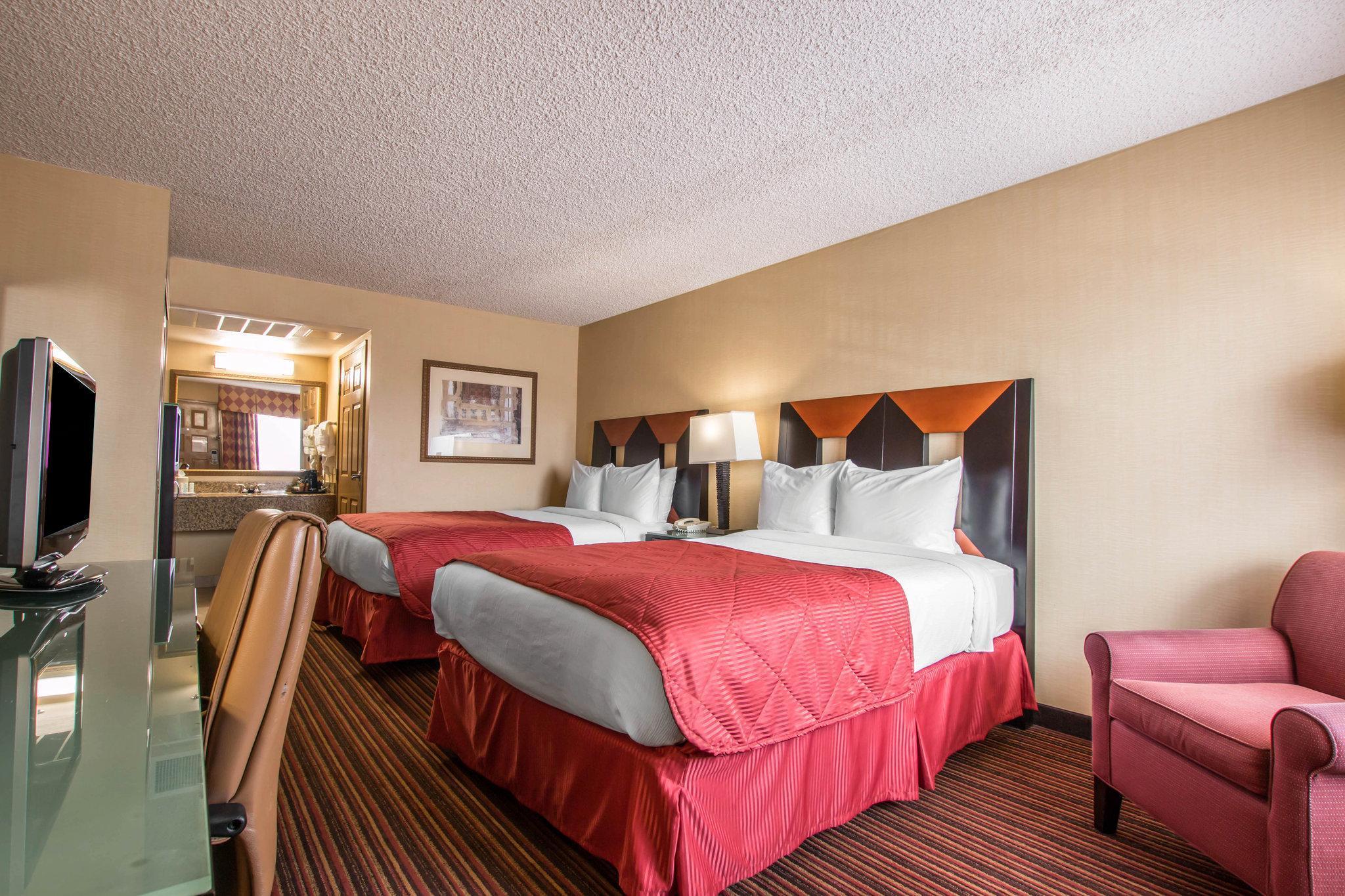 Ramada By Wyndham San Diego National City Exterior photo